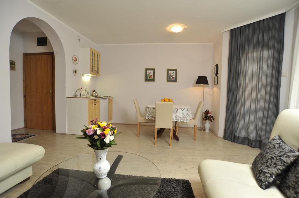 Apartments Izvor Vrdnik Pokój zdjęcie